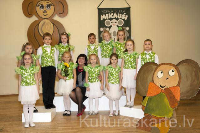 Bērnu vokālā studija "Mikauši" - 6 gadīgo grupa